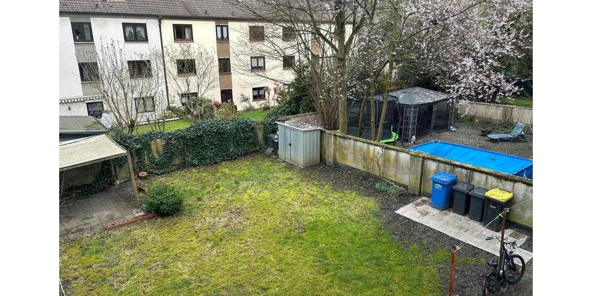 Etagenwohnung Essen Stadtbezirk III - 4 Zimmer, 94 m&sup2;, 850&euro; | Angebot:25640069