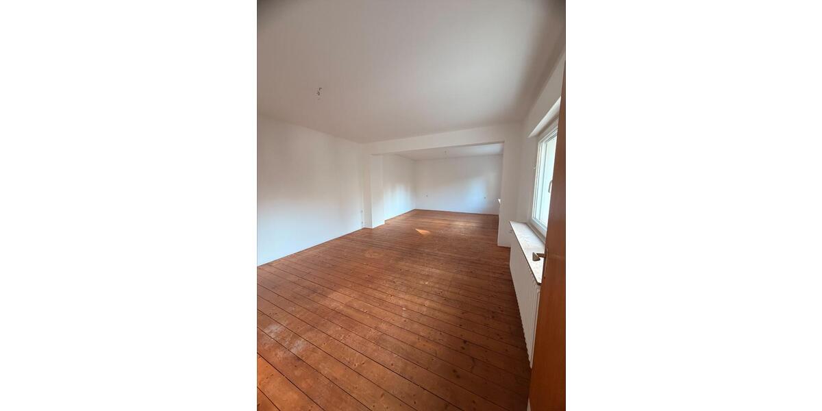 Einfamilienhaus Oberhausen Alt-Oberhausen - 4.5 Zimmer, 150 m&sup2;, 1.500&euro; | Angebot:25706616