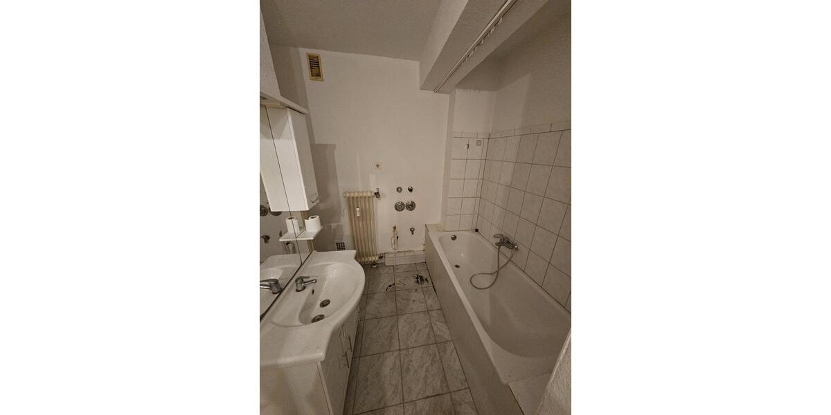 Etagenwohnung Duisburg Duisburg-Mitte - 3 Zimmer, 72 m&sup2;, 540&euro; | Angebot:26424029