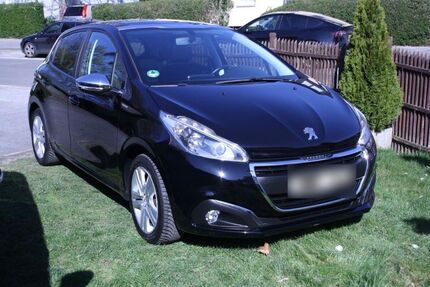 Peugeot 208 98.921 km 6.500 &euro; Essen 45309