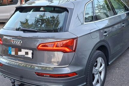Audi Q5 130.500 km 22.950 &euro; Düsseldorf 40212