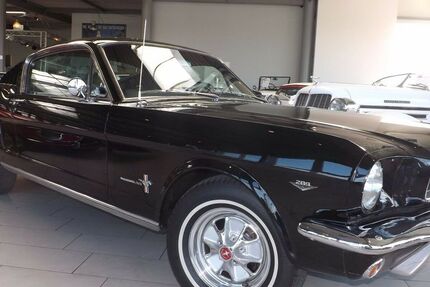 Ford Mustang 159.000 km 46.500 &euro; Mettmann 40822