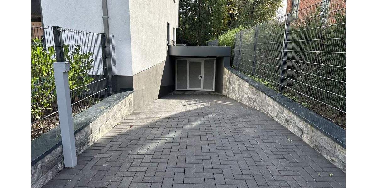 Etagenwohnung Düsseldorf Reisholz - 3 Zimmer, 115 m&sup2;, 569.000&euro; | Angebot:25760492