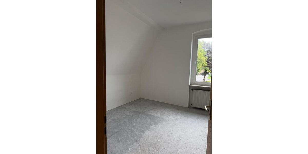 Dachgeschoßwohnung Hagen Hagen-Nord - 2 Zimmer, 49 m&sup2;, 380&euro; | Angebot:27542975