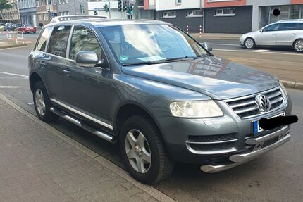 VW Touareg 250.400 km 3.900 &euro; Düsseldorf 40591