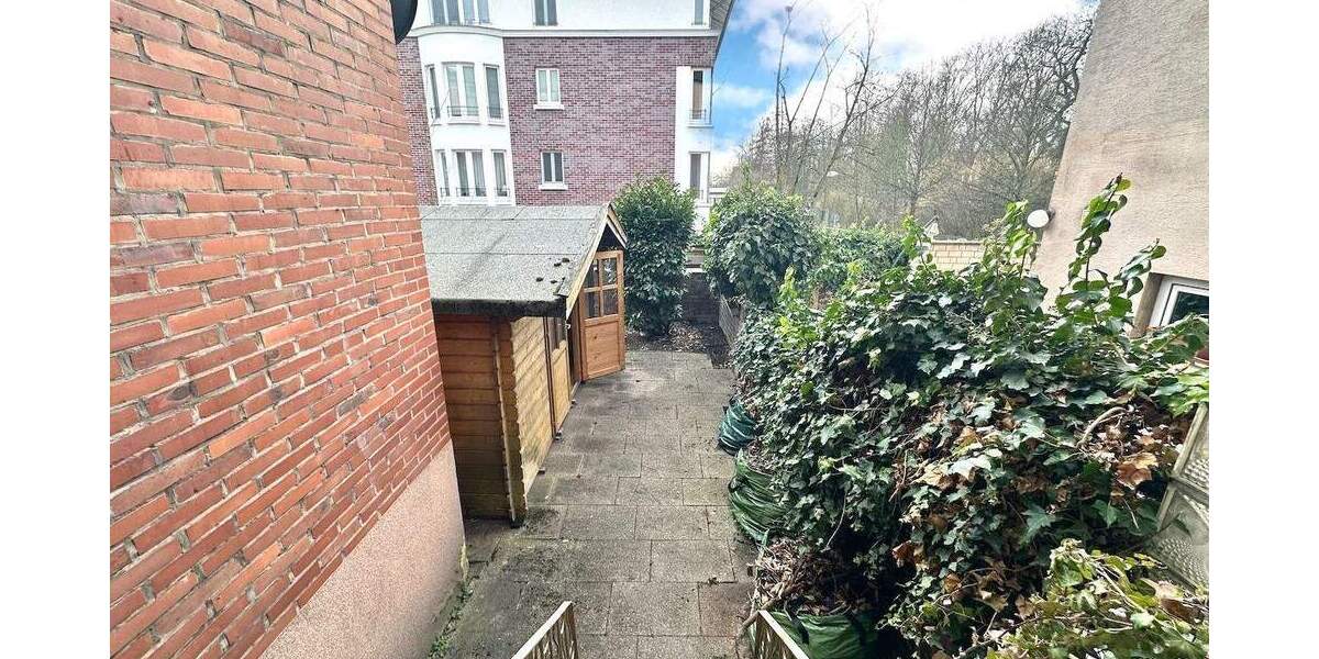 Mehrfamilienhaus, Wohnhaus Neuss Norf - 6 Zimmer, 156 m&sup2;, 398.000&euro; | Angebot:25687678