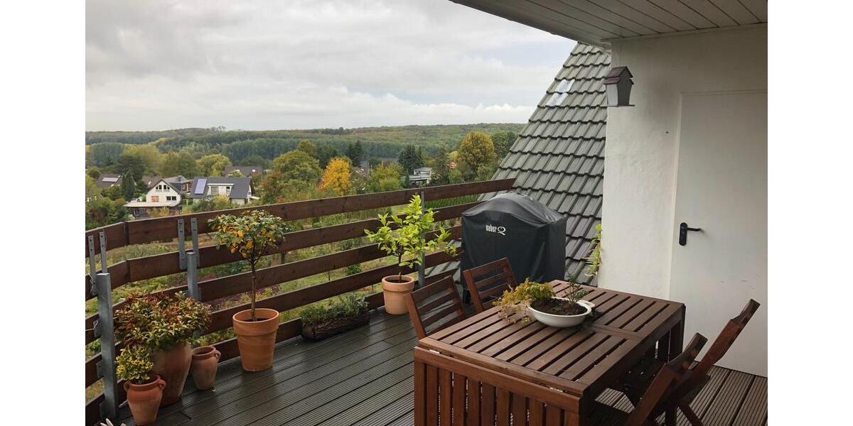 Dachgeschoßwohnung Haan - 4 Zimmer, 100 m&sup2;, 1.250&euro; | Angebot:25962529