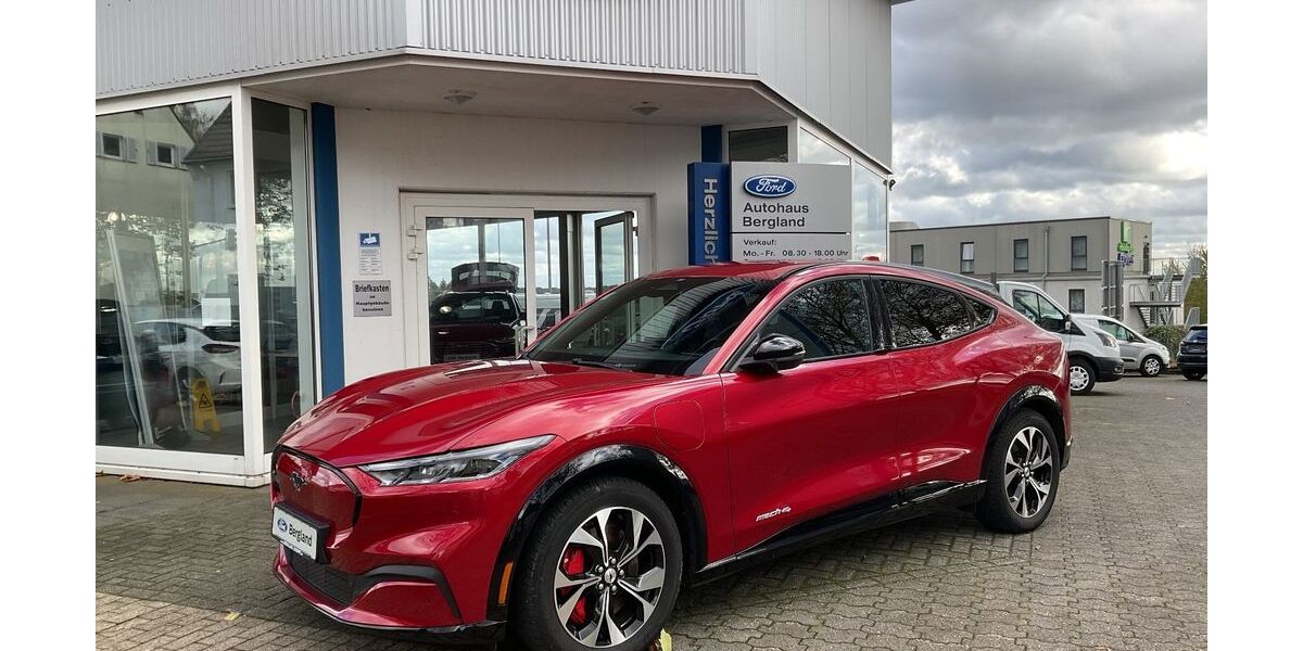 Ford Mustang Mach-E 17.616 km 29.980 &euro; Remscheid 42855