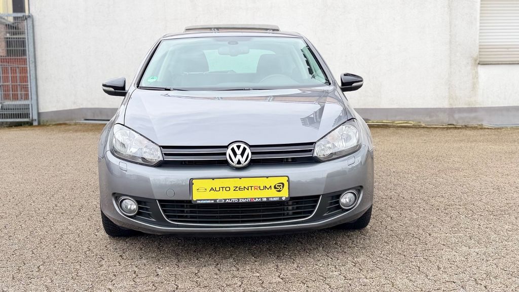 VW Golf 65.000 km 8.690 &euro; Velbert 42553