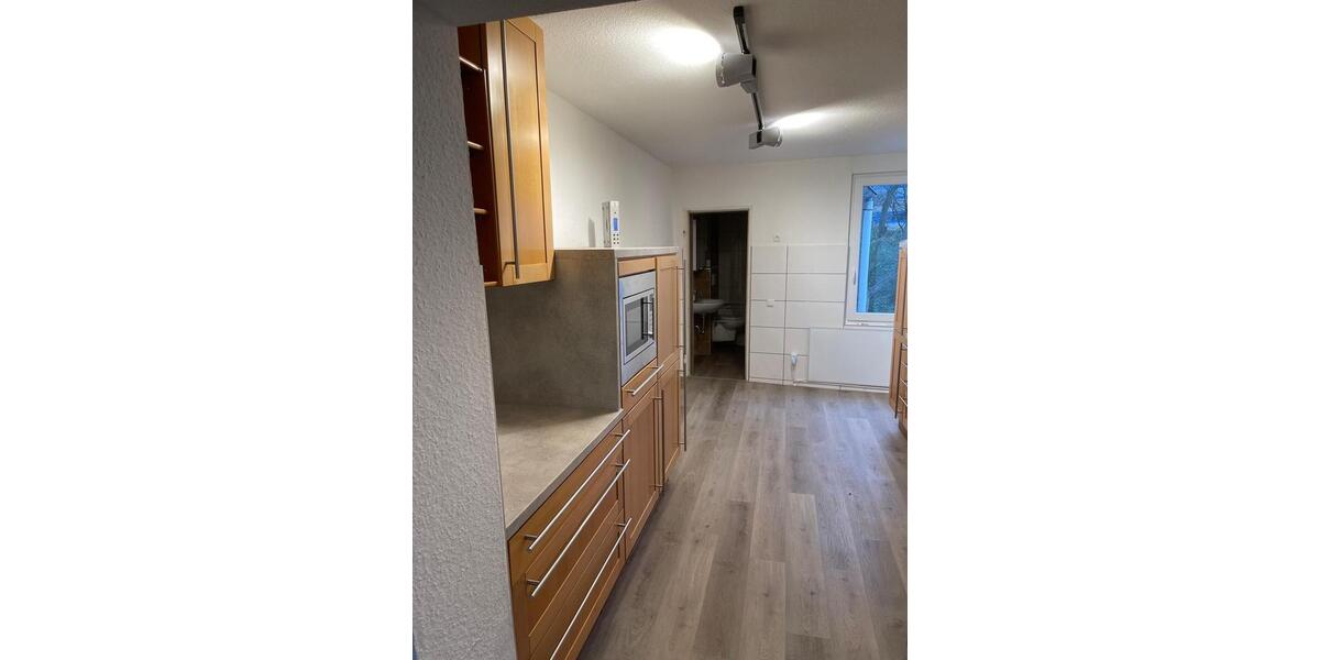 Etagenwohnung Essen Stadtbezirk IV - 3 Zimmer, 75 m&sup2;, 675&euro; | Angebot:25636028