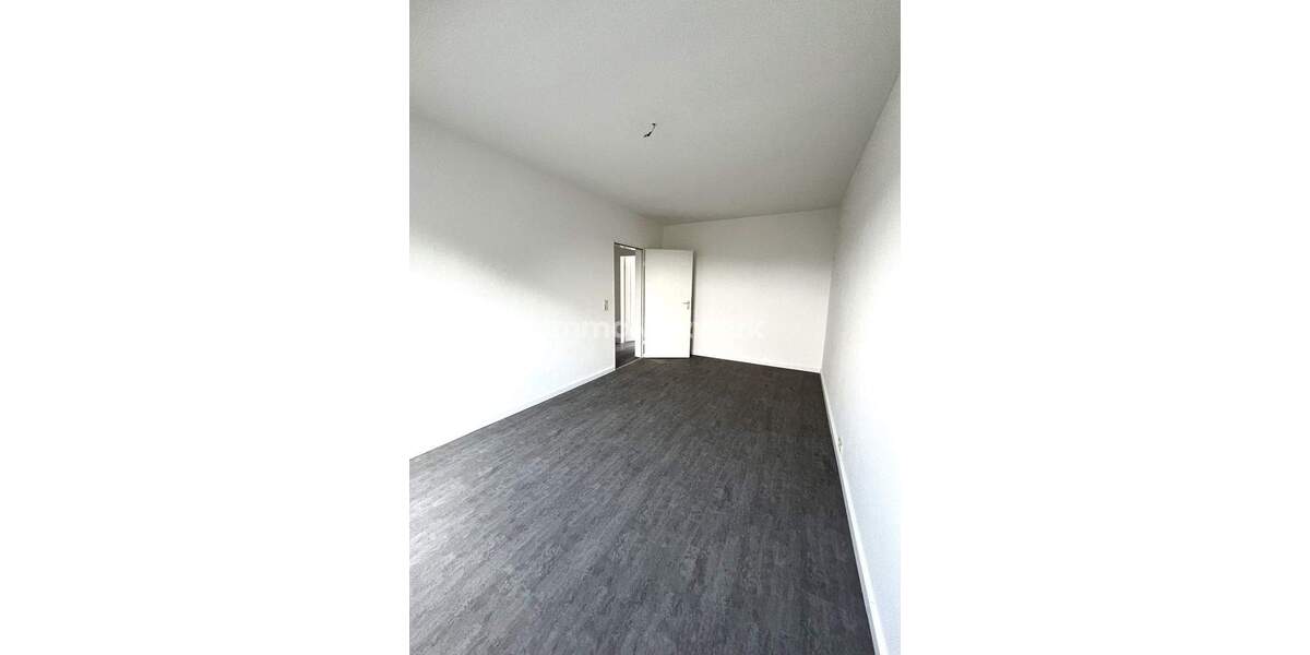 Gewerbeobjekt Remscheid Innen - 7 Zimmer, 449.000&euro; | Angebot:25783563