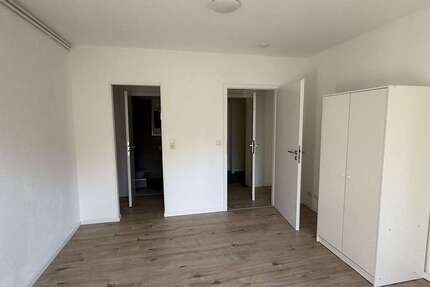 Wohnung Düsseldorf Unterbach - 1 Zimmer, 22 m&sup2;, 490&euro; | Angebot:25349873