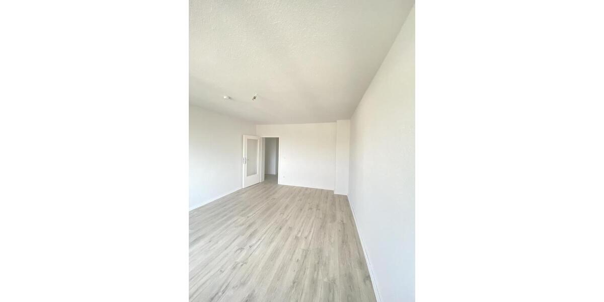 Etagenwohnung Solingen Mitte - 2 Zimmer, 57 m&sup2;, 514&euro; | Angebot:23471578