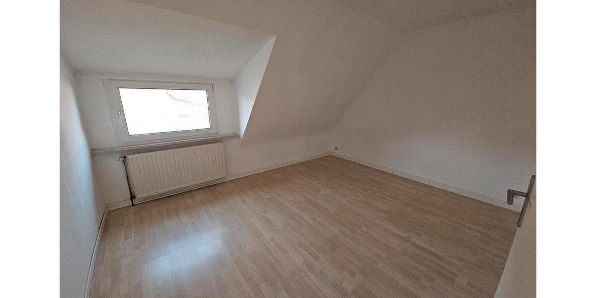 Dachgeschoßwohnung Gelsenkirchen Gelsenkirchen-Nord - 2 Zimmer, 45 m&sup2;, 380&euro; | Angebot:25947634
