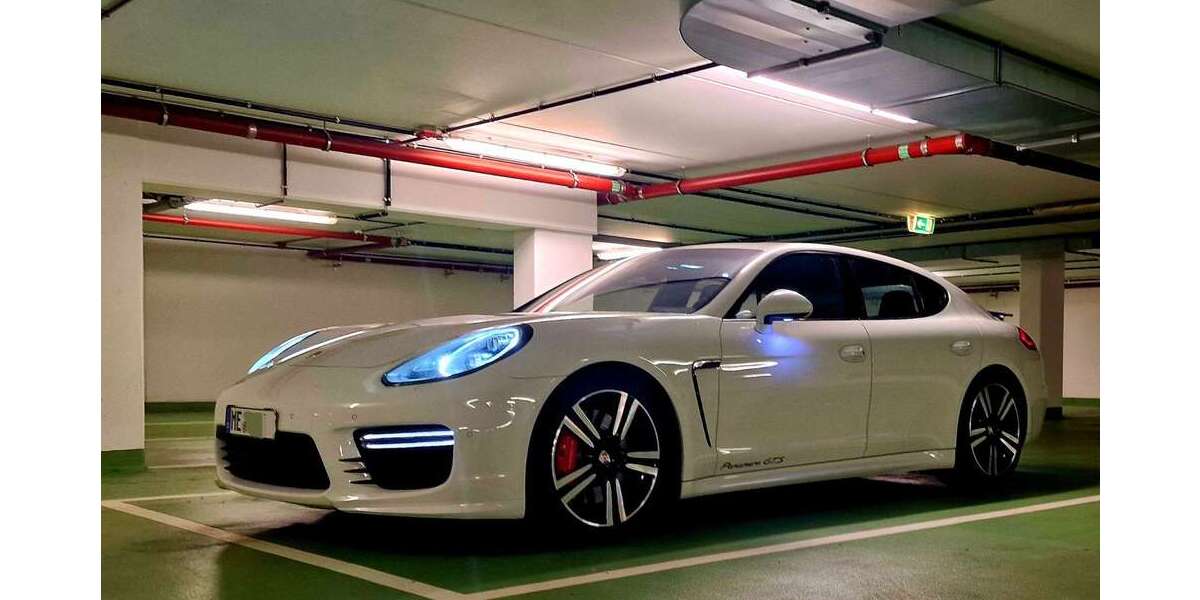 Porsche Panamera 199.999 km 33.750 &euro; Hilden 40724