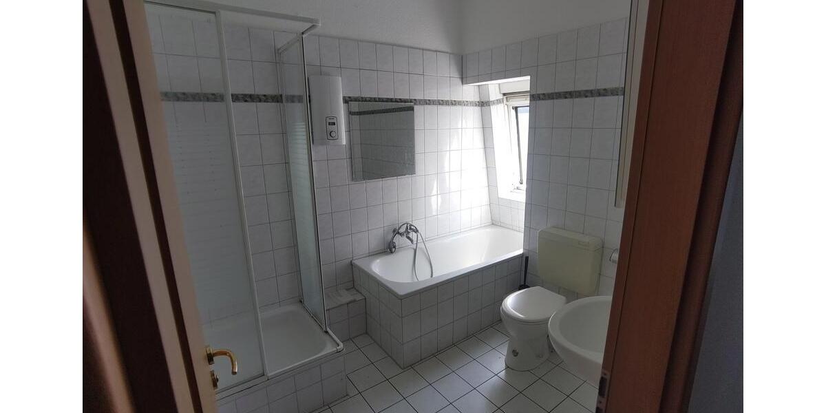 Dachgeschoßwohnung Gladbeck - 4 Zimmer, 99 m&sup2;, 1.110&euro; | Angebot:27571353