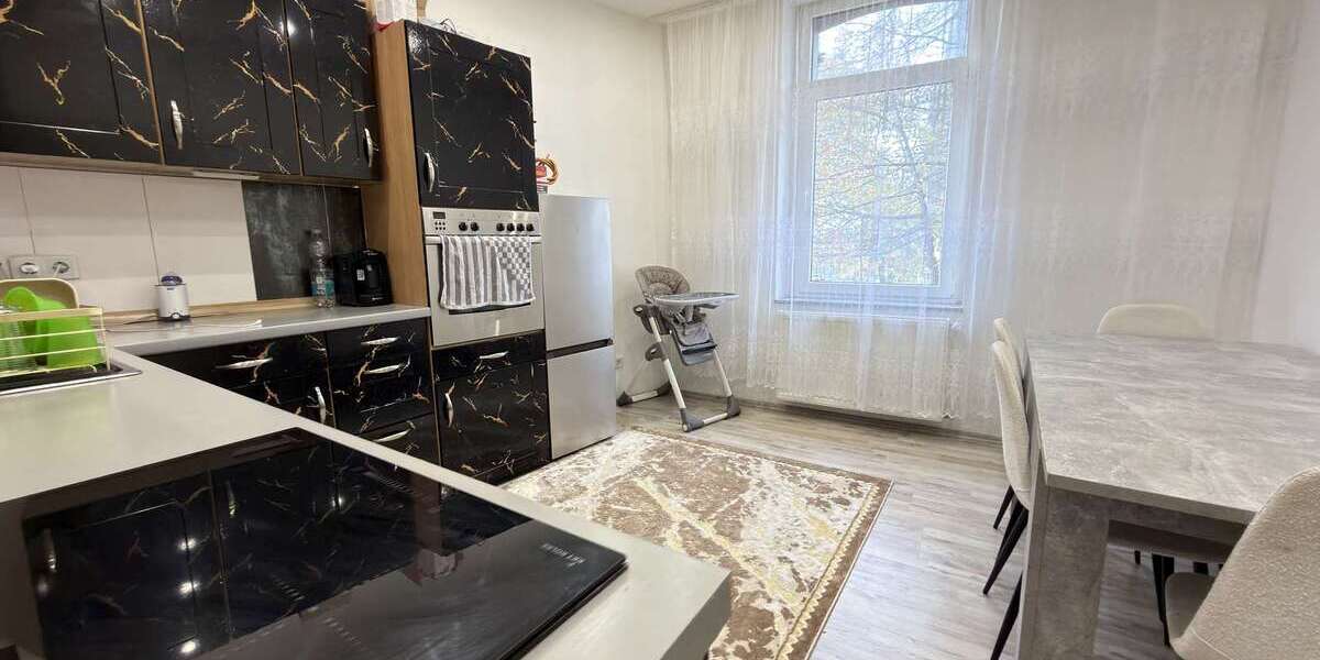 Modernisiertes 3-Parteienhaus mit Maisonette und Gartenanteil nahe Centro - Mehrfamilienhaus, Wohnhaus Oberhausen Osterfeld | Angebot:26041244