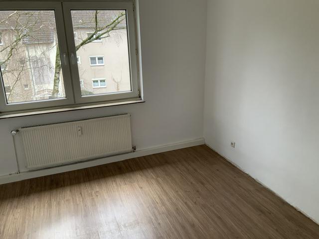 Etagenwohnung Duisburg Rheinhausen - 3 Zimmer, 62 m&sup2;, 529&euro; | Angebot:25245043