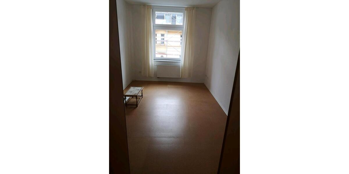 Etagenwohnung Solingen Burg - 4 Zimmer, 110 m&sup2;, 930&euro; | Angebot:24640570