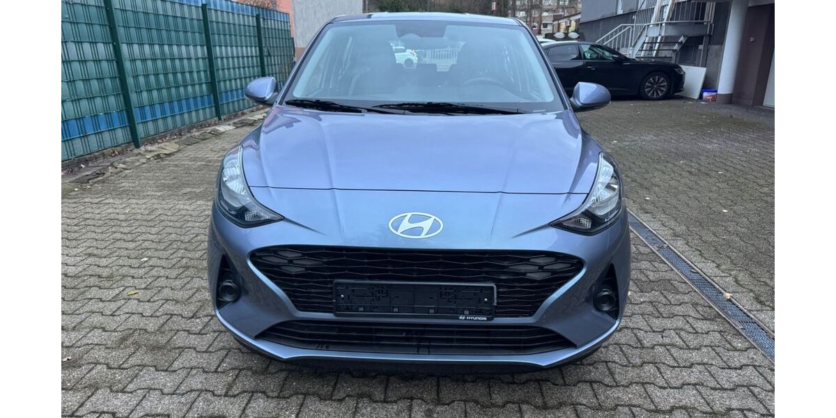 Hyundai i10 11.000 km 15.999 &euro; Gelsenkirchen 45879