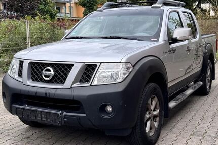 Nissan Navara 204.000 km 7.785 &euro; Herne ( Nordrhein-Westfalen ) 44628