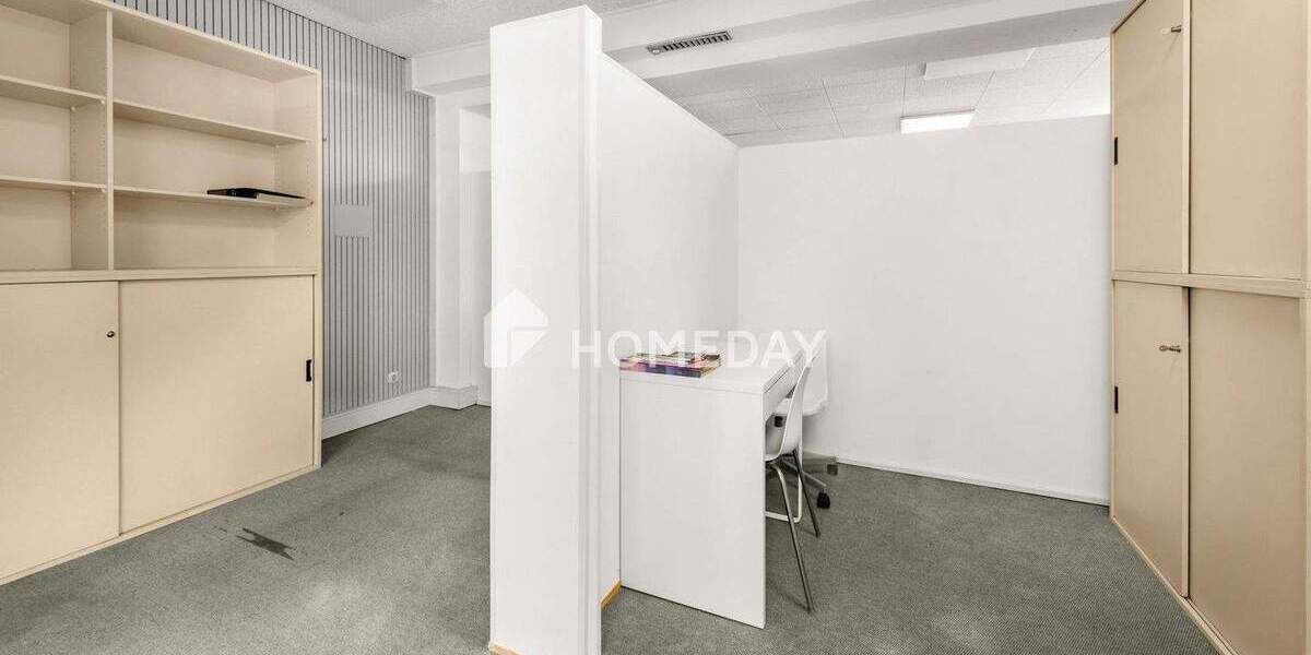 Etagenwohnung Duisburg Ruhrort - 7 Zimmer, 200 m&sup2;, 200.000&euro; | Angebot:25688347