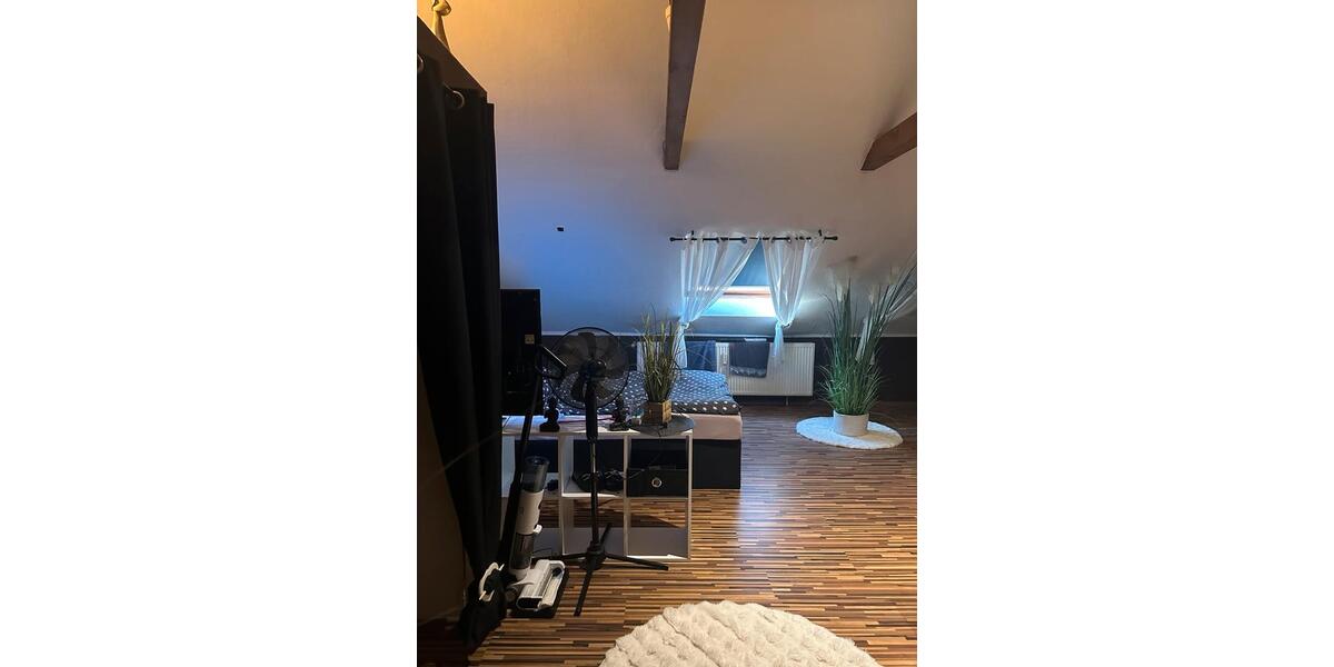 Dachgeschoßwohnung Duisburg Hamborn - 2 Zimmer, 70 m&sup2;, 690&euro; | Angebot:27566246