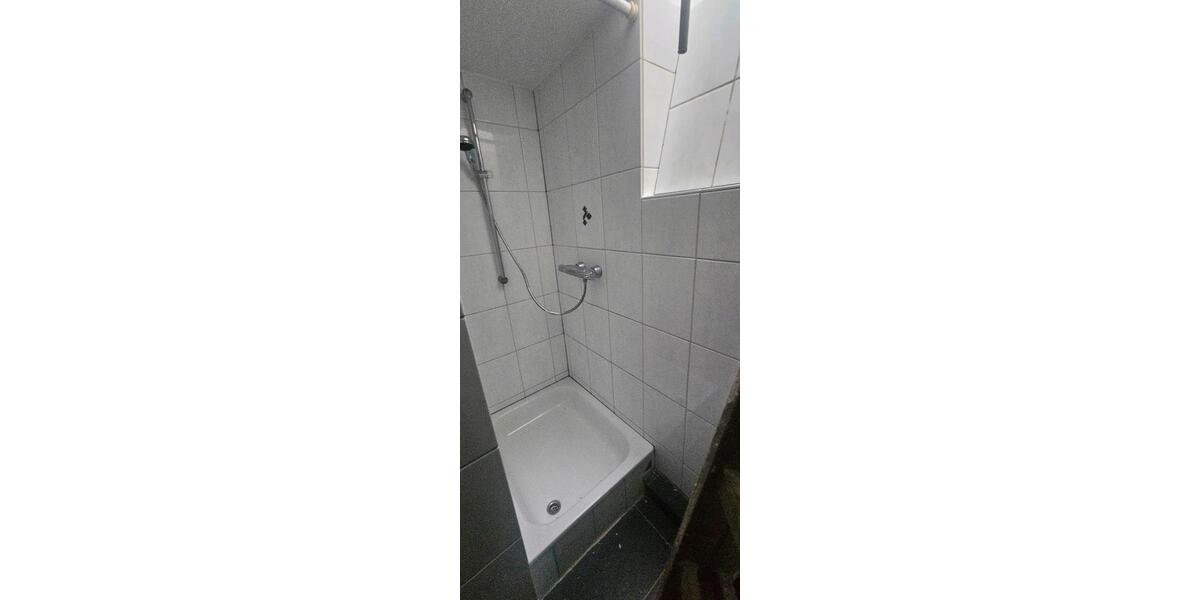 Dachgeschoßwohnung Oberhausen Osterfeld - 3.5 Zimmer, 63 m&sup2;, 860&euro; | Angebot:27539109