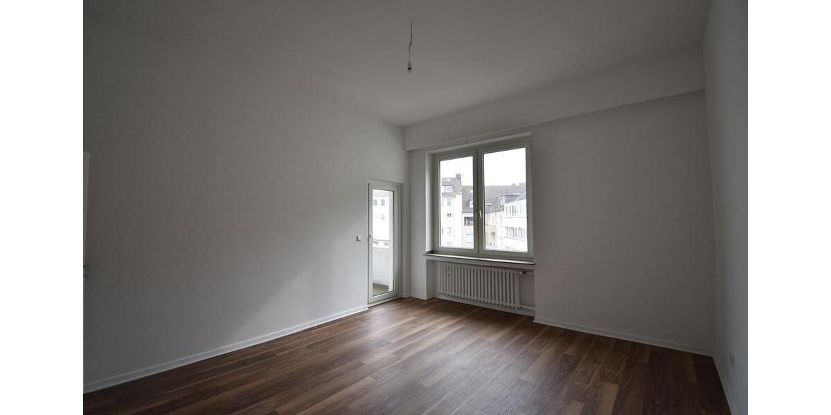 Etagenwohnung Oberhausen - 3 Zimmer, 109 m&sup2;, 1.165&euro; | Angebot:25222367