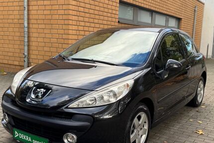 Peugeot 207 174.454 km 2.990 &euro; Essen 45326