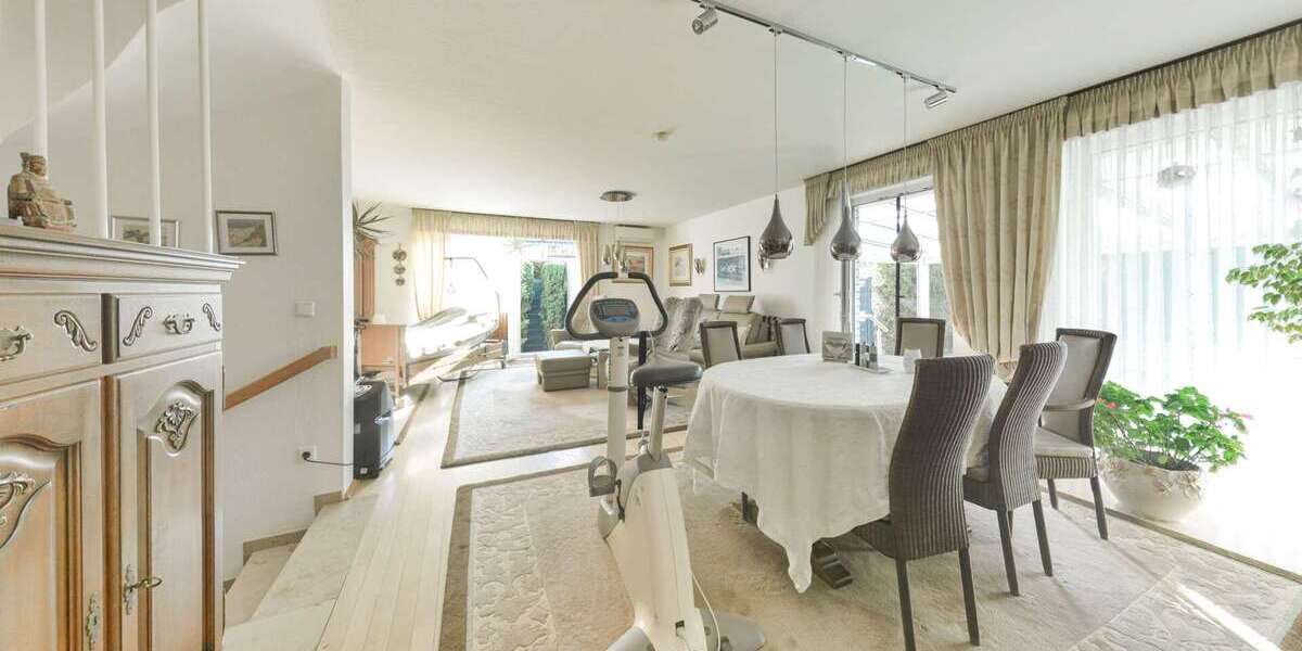 Einfamilienhaus Düsseldorf Stadtbezirk 8 - 8 Zimmer, 146 m&sup2;, 910.000&euro; | Angebot:26091185