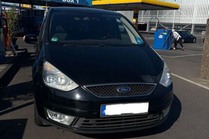 Ford Galaxy 272.900 km 4.500 &euro; Bochum 44799