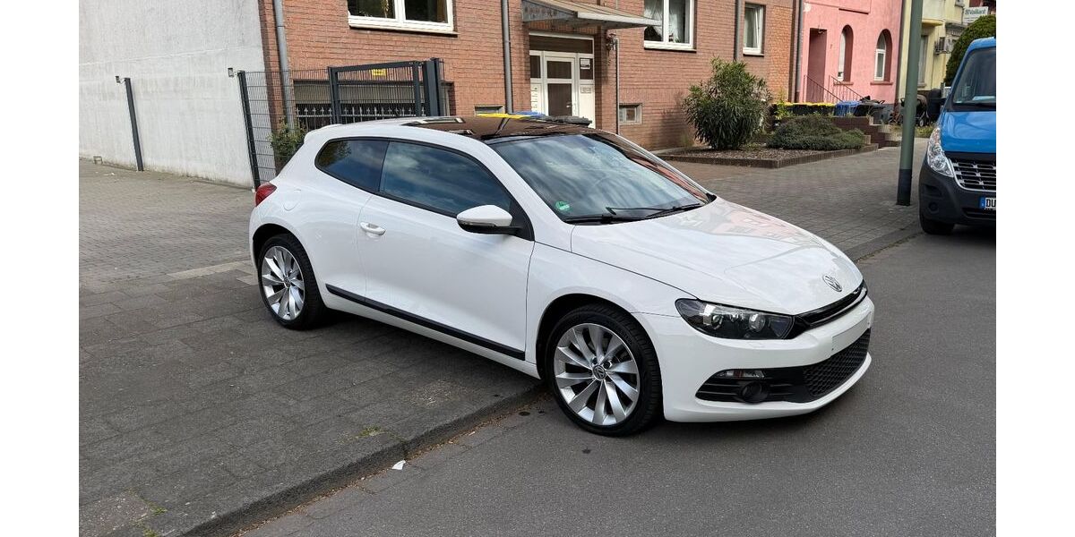 VW Scirocco 173.000 km 8.399 &euro; Duisburg 47226