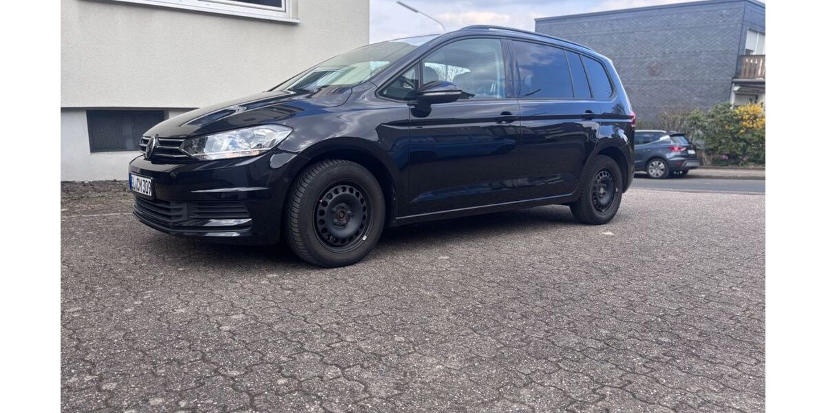 VW Touran 145.000 km 18.400 &euro; Wermelskirchen 42929