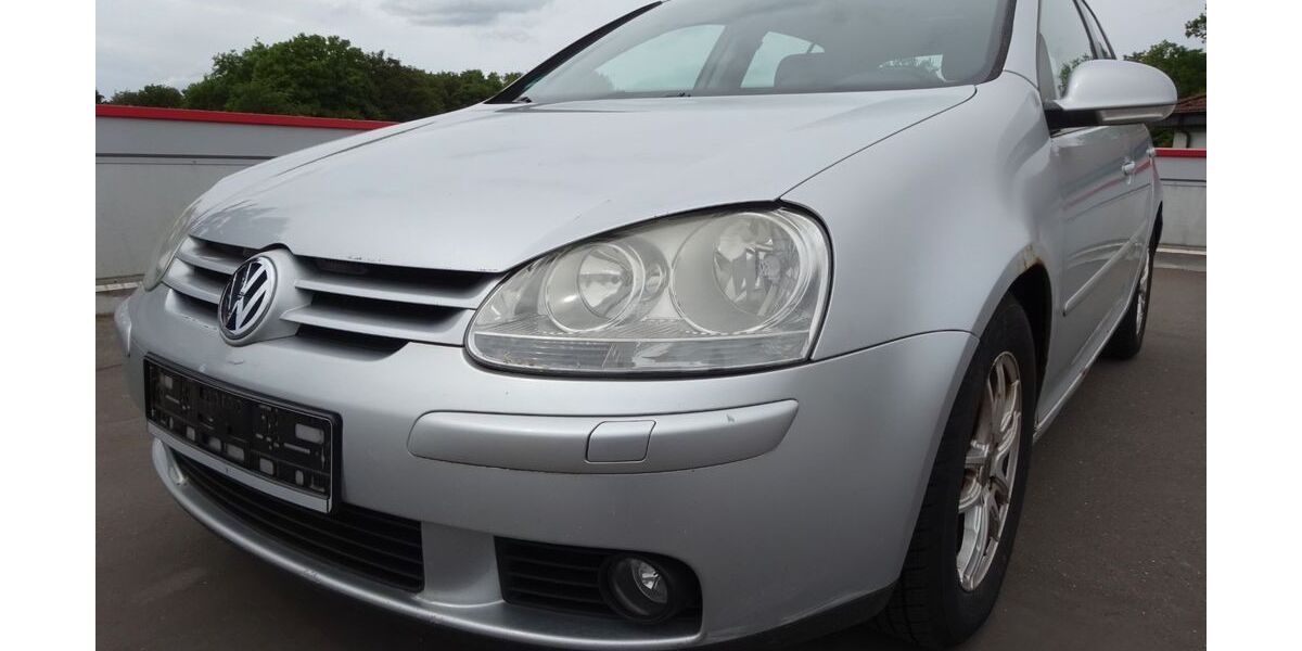 VW Golf 231.000 km 890 &euro; Solingen 42719