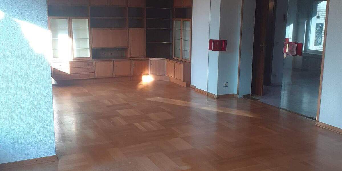 Mehrfamilienhaus, Wohnhaus Essen Burgaltendorf - 5 Zimmer, 156 m&sup2;, 590.000&euro; | Angebot:25683402