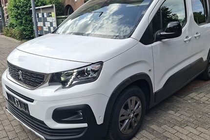 Peugeot Rifter 144.000 km 12.900 &euro; Mülheim an der Ruhr 45473