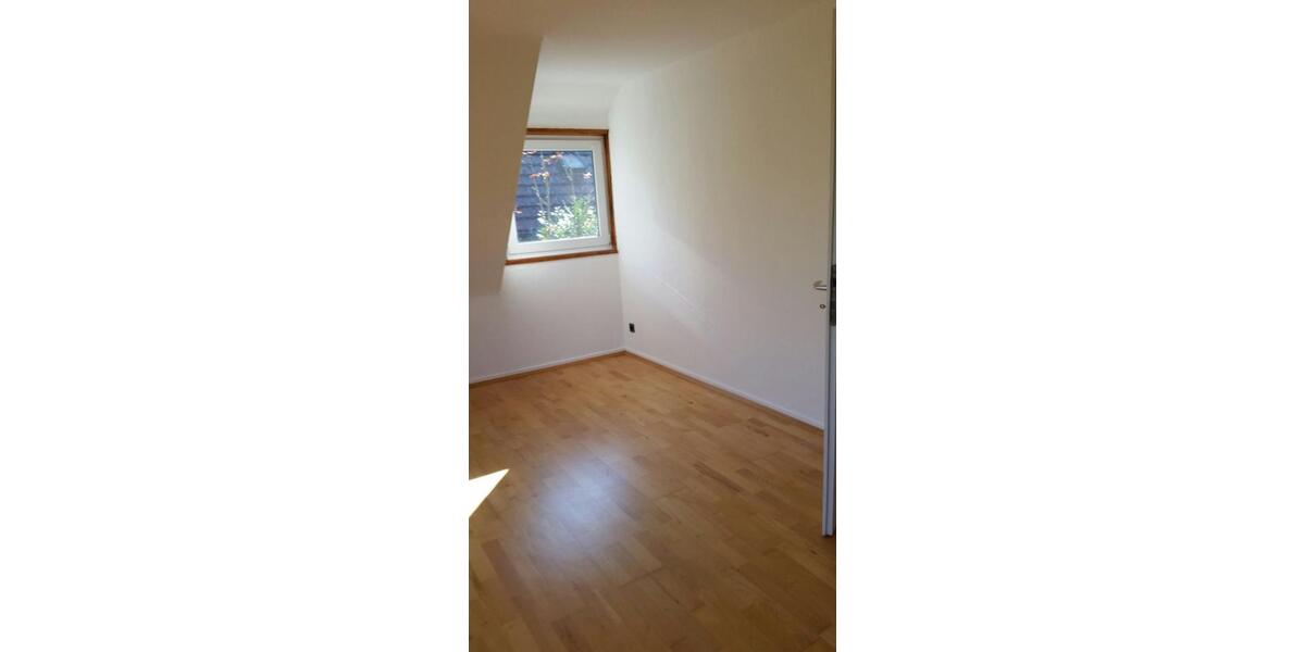 Etagenwohnung Remscheid Lüttringhausen - 1 Zimmer, 38 m&sup2;, 323&euro; | Angebot:25871331