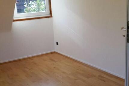 Wohnung Remscheid Lüttringhausen - 1 Zimmer, 38 m&sup2;, 323&euro; | Angebot:25871331