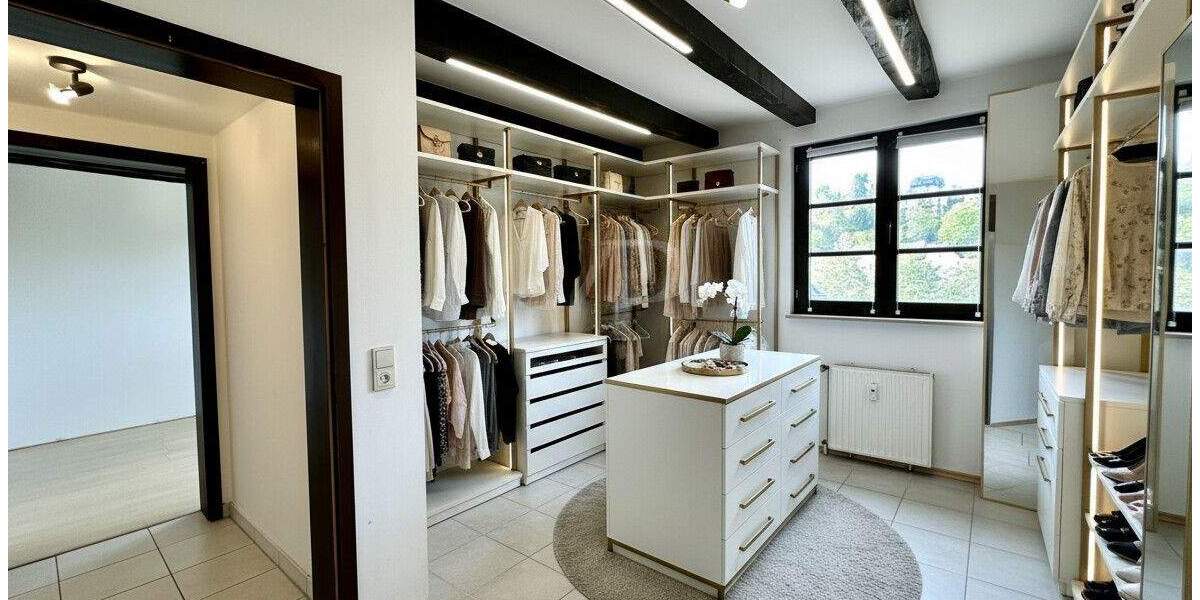 Etagenwohnung Velbert Langenberg - 3 Zimmer, 60 m&sup2;, 169.999&euro; | Angebot:25733776