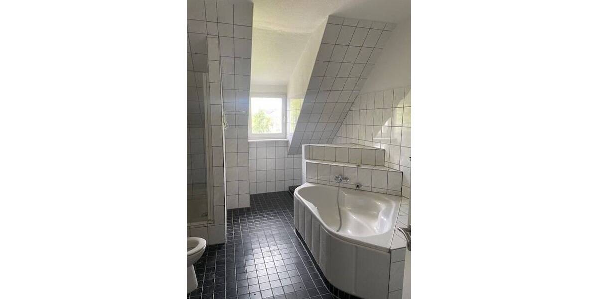 Etagenwohnung Herne Herne-Mitte - 3 Zimmer, 110 m&sup2;, 770&euro; | Angebot:25682789