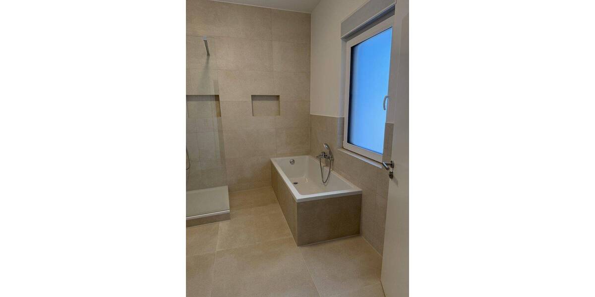 Terrassenwohnung LANGENFELD Immigrath - 2 Zimmer, 85 m&sup2;, 1.200&euro; | Angebot:26819309