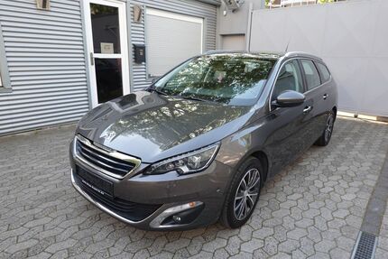 Peugeot 308 152.462 km 6.799 &euro; Düsseldorf 40231