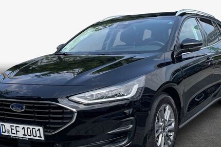 Ford Focus 16.000 km 33.990 &euro; Düsseldorf 40233