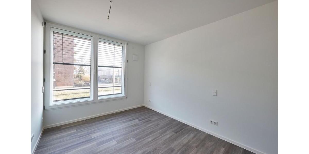 Etagenwohnung Düsseldorf Heerdt - 2 Zimmer, 49 m&sup2;, 900&euro; | Angebot:25992991