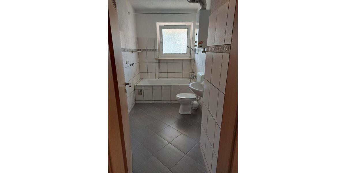Etagenwohnung Wuppertal Elberfeld - 2 Zimmer, 63 m&sup2;, 441&euro; | Angebot:25423294
