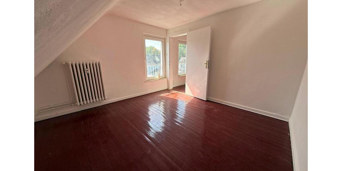 Dachgeschoßwohnung Duisburg Angerhausen - 3 Zimmer, 55 m&sup2;, 550&euro; | Angebot:27581279