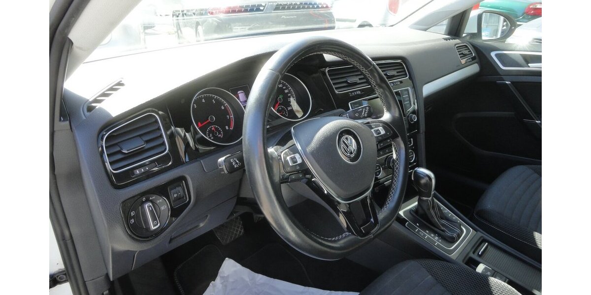 VW Golf Cup 1,4 BMT, DGS, Klimatr.SHZ.PDC V+H 147.000 km 10.950 &euro; Neuss 41462