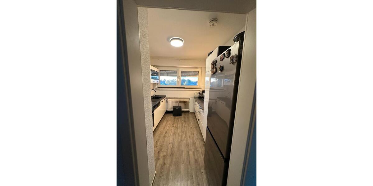 Etagenwohnung Duisburg Rheinhausen - 3 Zimmer, 69 m&sup2;, 900&euro; | Angebot:27568914