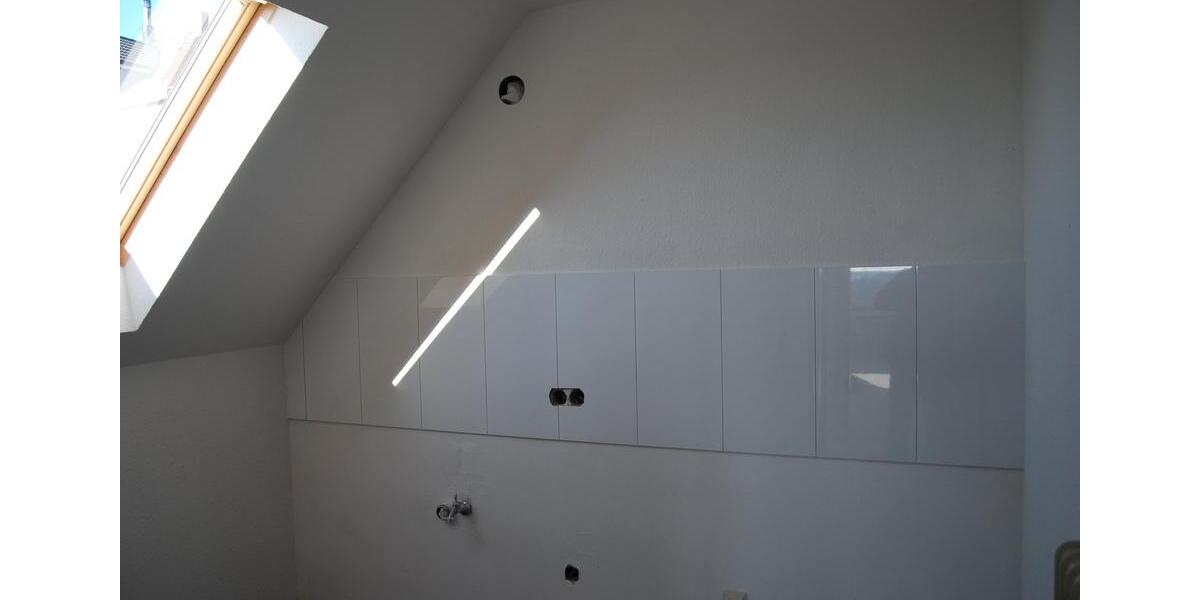 Dachgeschoßwohnung Remscheid Remscheid-Süd - 1 Zimmer, 37 m&sup2;, 290&euro; | Angebot:25180567